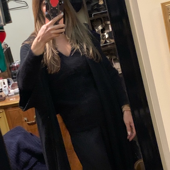Black sweater shrug - Picture 2 of 2